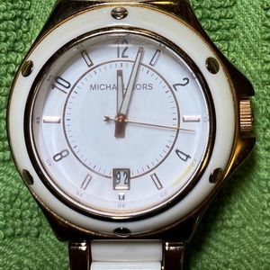 Michael Kors watch model 5261